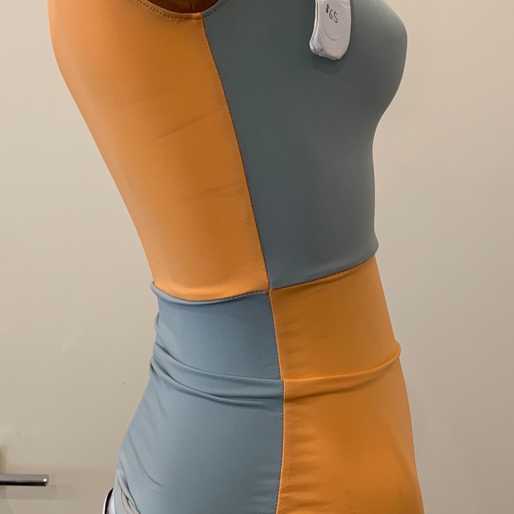 Swim Rashguard - Picture 2 of 6